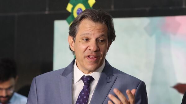 Fernando Haddad, ministro da Economia, durante entrevista, na Argentina, em 28 de agosto de 2023 - Sputnik Brasil