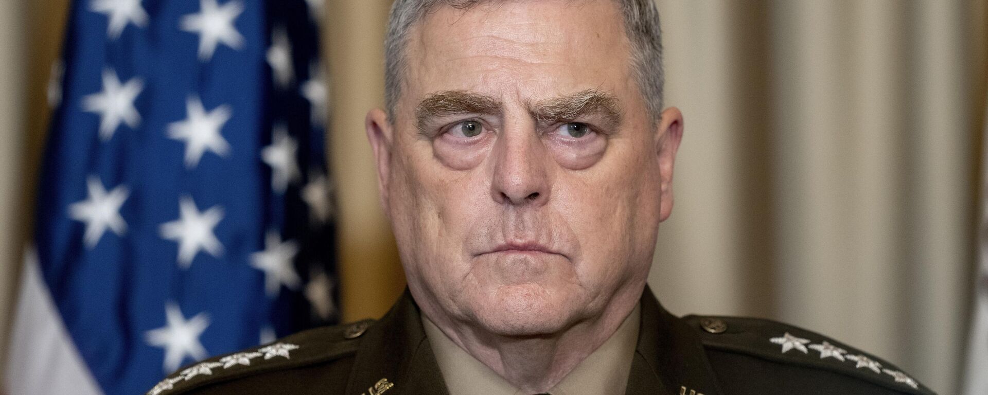 General Mark Milley, chefe do Estado-Maior Conjunto dos EUA, participa de coletiva de imprensa após reunião do Grupo de Contato de Defesa da Ucrânia na Base Aérea de Ramstein, em Ramstein, Alemanha, 19 de setembro de 2023 - Sputnik Brasil, 1920, 28.09.2023