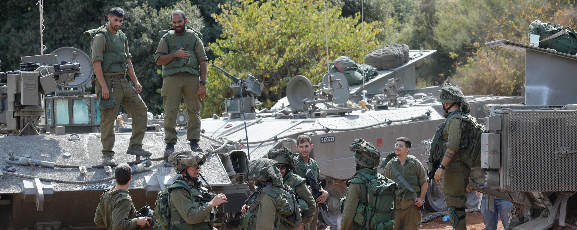 Soldados israelenses tomam posição no norte de Israel, perto da fronteira com o Líbano, 9 de outubro de 2023 - Sputnik Brasil, 1920, 12.10.2023