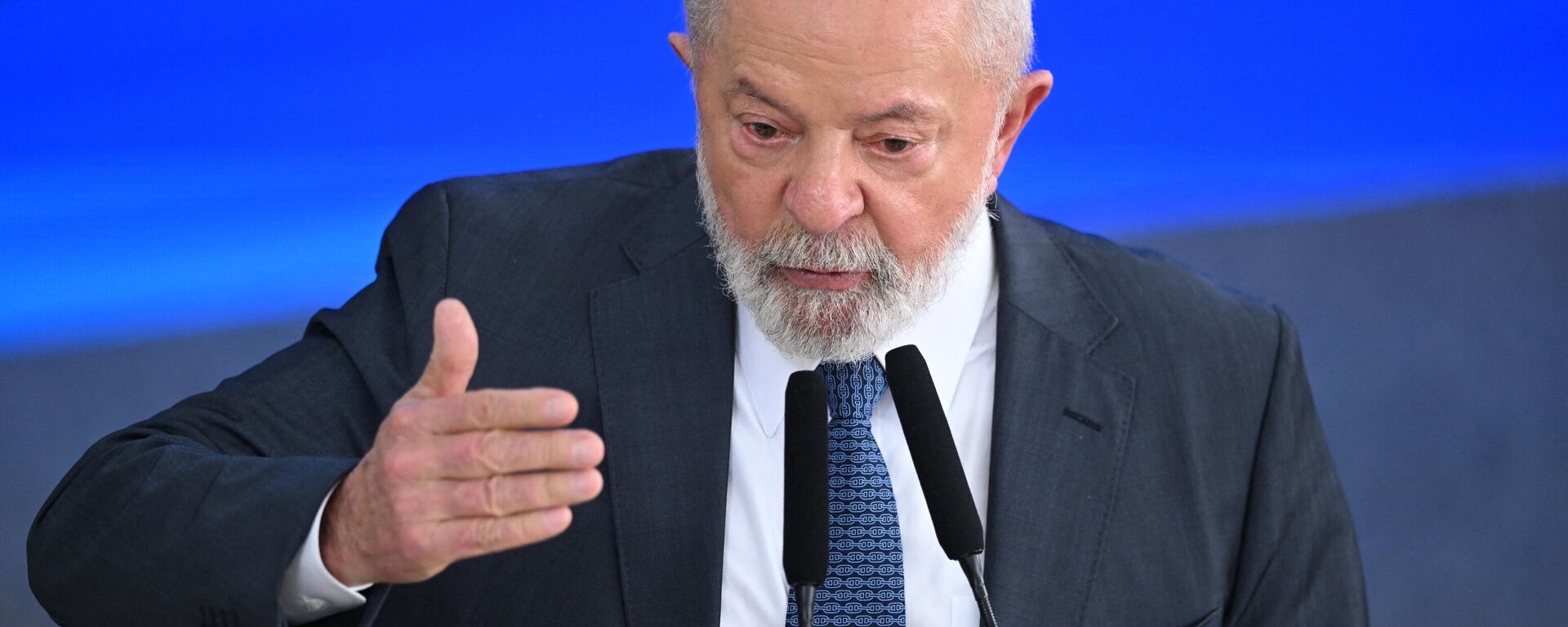 O presidente brasileiro, Luiz Inácio Lula da Silva, discursa durante o lançamento do programa Complexo Econômico-Industrial da Saúde, no Palácio do Planalto. Brasília, 26 de setembro de 2023 - Sputnik Brasil, 1920, 20.10.2023