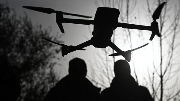 De Mavic a Lancet: como os militares russos treinam para pilotar drones - Sputnik Brasil