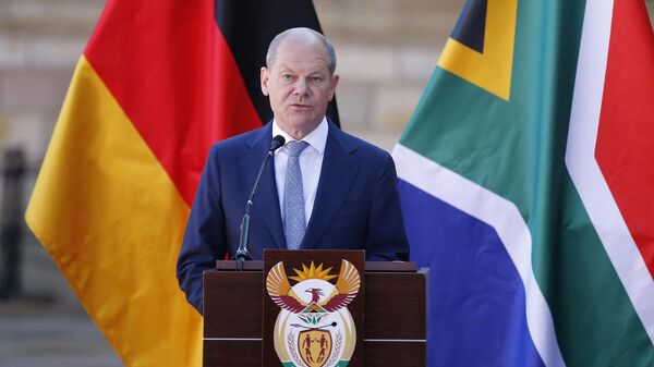 O chanceler alemão Olaf Scholz fala em conferência de imprensa durante sua visita de estado à África do Sul no Union Buildings em Pretória em 24 de maio de 2022 - Sputnik Brasil