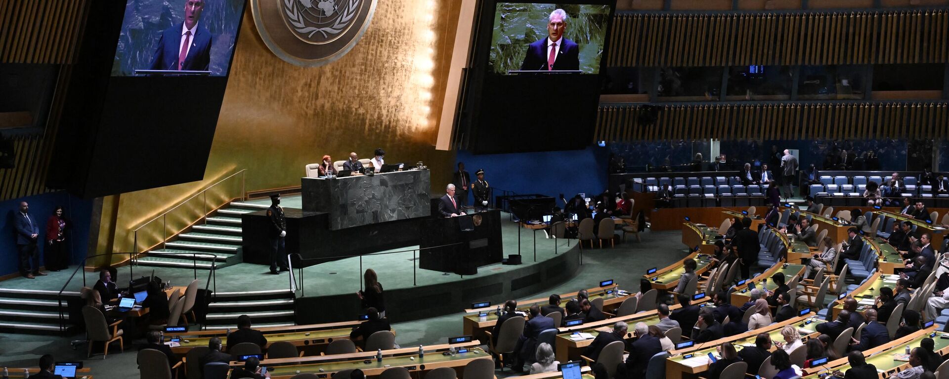 Presidente cubano, Miguel Díaz-Canel discursa na 78ª Assembleia Geral das Nações Unidas, na sede da organização, na cidade de Nova York, em 19 de setembro de 2023 - Sputnik Brasil, 1920, 02.11.2023