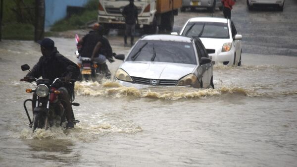 Enchentes no Quênia deixam dezenas de mortos e centenas de milhares de desabrigados  - Sputnik Brasil