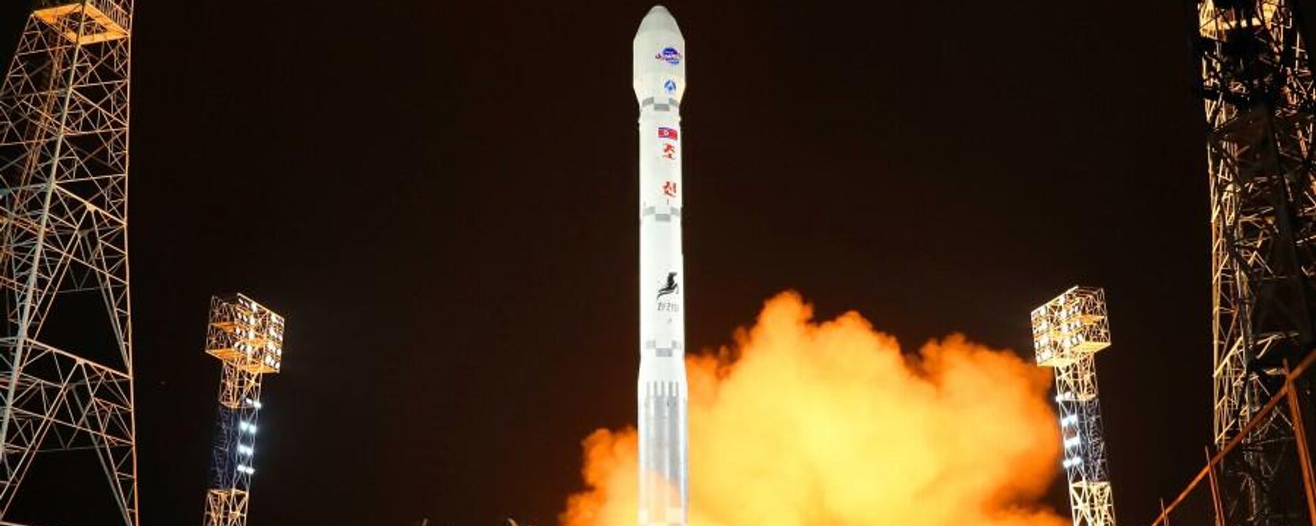 A Coreia do Norte lançou com sucesso o satélite de reconhecimento Manrigyong-1 no novo foguete Chollima-1, 21 de novembro de 2023 - Sputnik Brasil, 1920, 02.12.2023