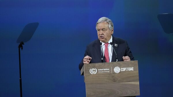 O secretário-geral das Nações Unidas, António Guterres, durante discurso na cerimônia de abertura da Conferência das Nações Unidas sobre as Mudanças Climáticas de 2023 (COP28), em 1º de dezembro - Sputnik Brasil