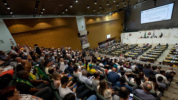 Em audiência pública, Alesp recebe população para debater projeto de desestatização da Sabesp. 11 de novembro de 2023 - Sputnik Brasil