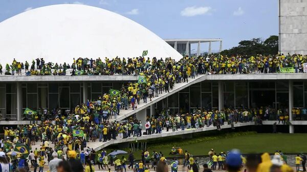 Golpistas protestando em Brasília - Sputnik Brasil