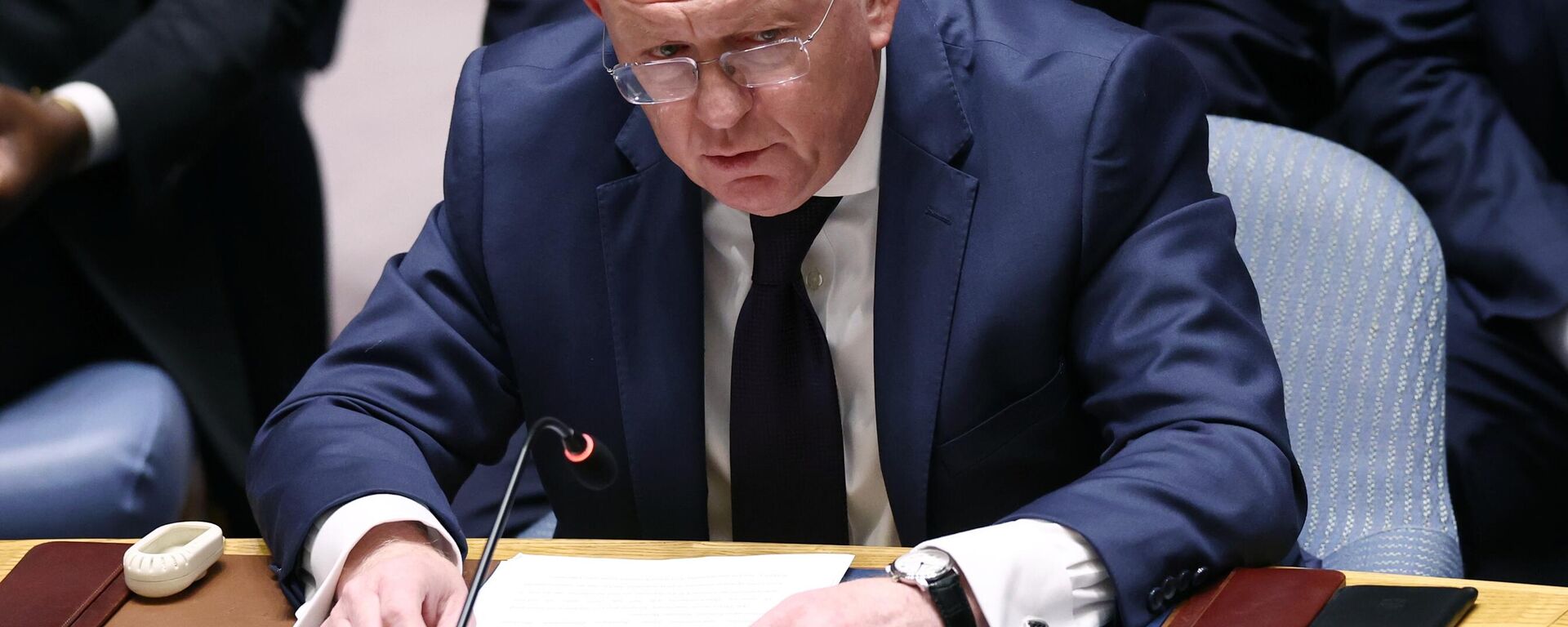 Vasily Nebenzya, representante permanente da Rússia nas Nações Unidas, em uma reunião da 78ª Sessão do Conselho de Segurança da ONU na sede da entidade em Nova York, EUA, foto publicada em 20 de setembro de 2023 - Sputnik Brasil, 1920, 21.05.2024