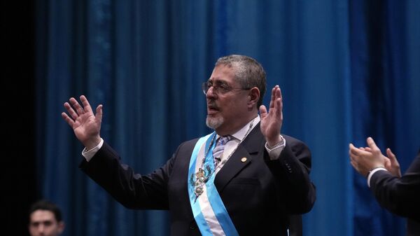 Bernardo Arevalo, presidente eleito da Guatemala Jan. 15, 2024. (AP Photo/Moises Castillo) - Sputnik Brasil