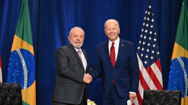 Presidente brasileiro, Luiz Inácio Lula da Silva se reúne com o presidente dos EUA, Joe Biden, às margens da Assembleia Geral das Nações Unidas em Nova York, 20 de setembro de 2023 - Sputnik Brasil