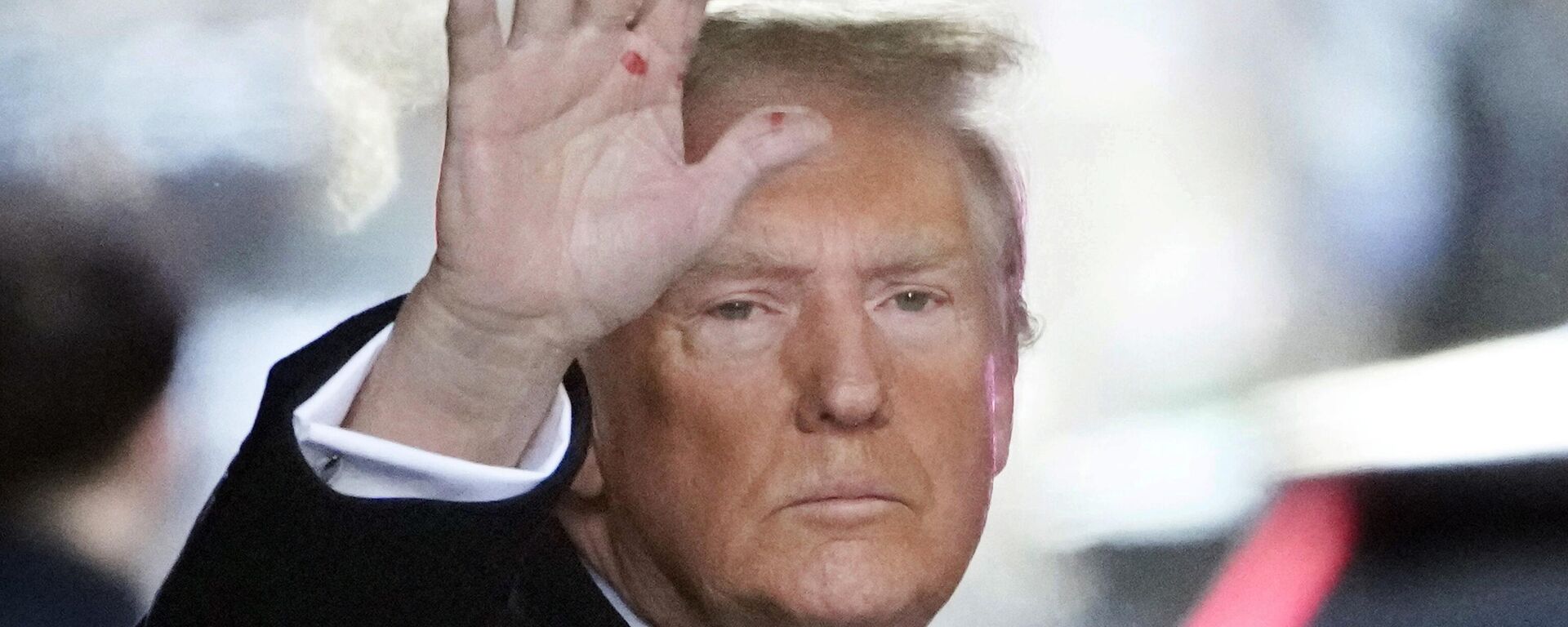 Ex-presidente Donald Trump durante rápida aparição antes de julgamento em Nova York. Estados Unidos, 17 de janeiro de 2024 - Sputnik Brasil, 1920, 19.05.2024