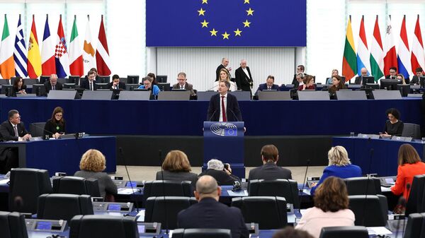 Alexander De Croo, primeiro-ministro da Bélgica, fala aos eurodeputados durante sessão plenária no Parlamento Europeu em Estrasburgo, França, 16 de janeiro de 2024 - Sputnik Brasil