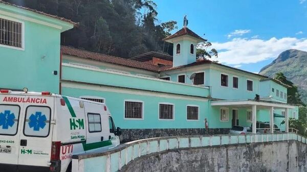 Fachada do hospital Santa Mônica, em Petrópolis (RJ), assumido pela prefeitura em 2022 - Sputnik Brasil