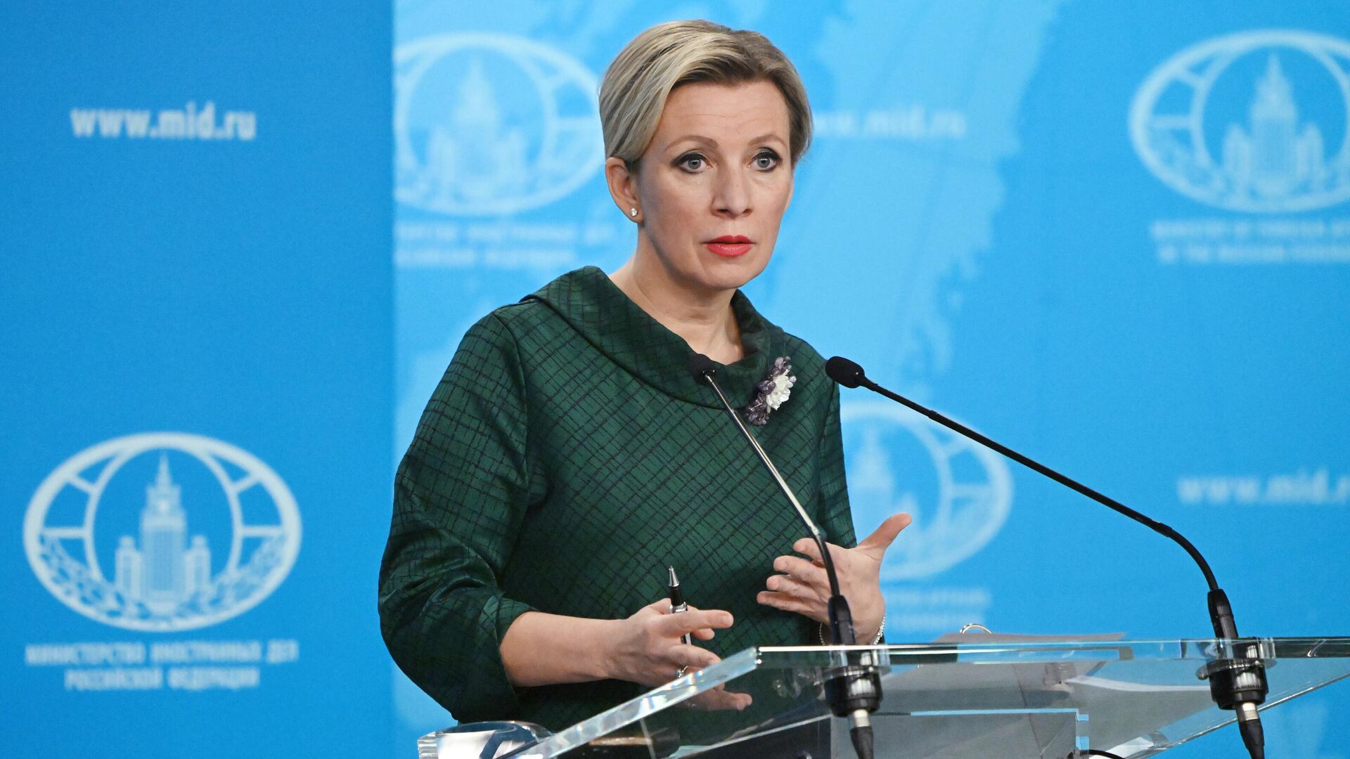 A porta-voz do Ministério das Relações Exteriores da Rússia, Maria Zakharova, participa de seu briefing semanal em Moscou, Rússia - Sputnik Brasil, 1920, 22.03.2024