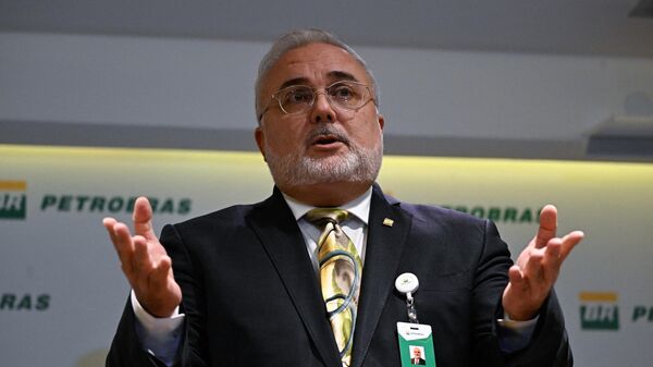 O presidente da empresa brasileira de energia Petrobras, Jean Paul Prates, fala durante entrevista coletiva na sede da Petrobras no Rio de Janeiro, Brasil, em 2 de março de 2023 - Sputnik Brasil