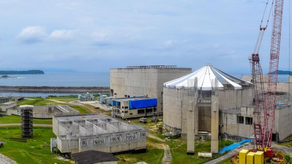 Usinas nucleares de Angra dos Reis (RJ), Angra 1, Angra 2 e Angra 3 (em construção), em 26 de fevereiro de 2018 - Sputnik Brasil
