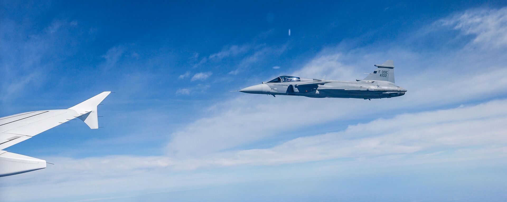 Apresentação durante evento que marcou o início da linha de produção do caça Gripen no complexo industrial da Embraer, em Gavião Peixoto. São Paulo, 9 de maio de 2023 - Sputnik Brasil, 1920, 21.02.2024