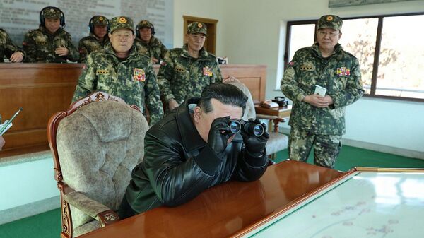 Kim Jong-un inspeciona base militar, em 6 de março de 2024 - Sputnik Brasil