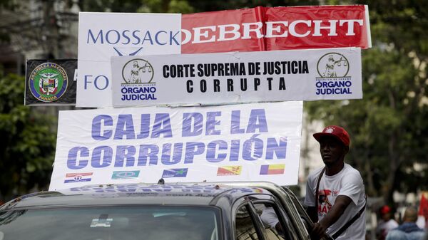 Protesto contra a corrupção no Panamá após descoberta de esquema de corrupção que envolvia pagamento de propina pela Odebrecht a políticos locais. Cidade do Panamá, 1º de março de 2017 - Sputnik Brasil