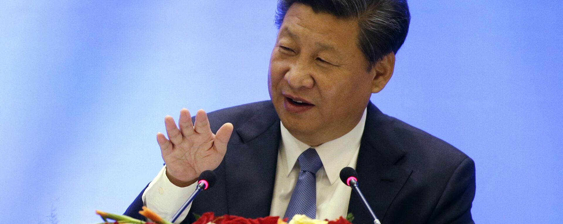 O presidente chinês, Xi Jinping, discursa em uma mesa redonda de negócios EUA-China, composta por CEOs dos EUA e da China, em Seattle, EUA, 23 de setembro de 2015 - Sputnik Brasil, 1920, 20.04.2024