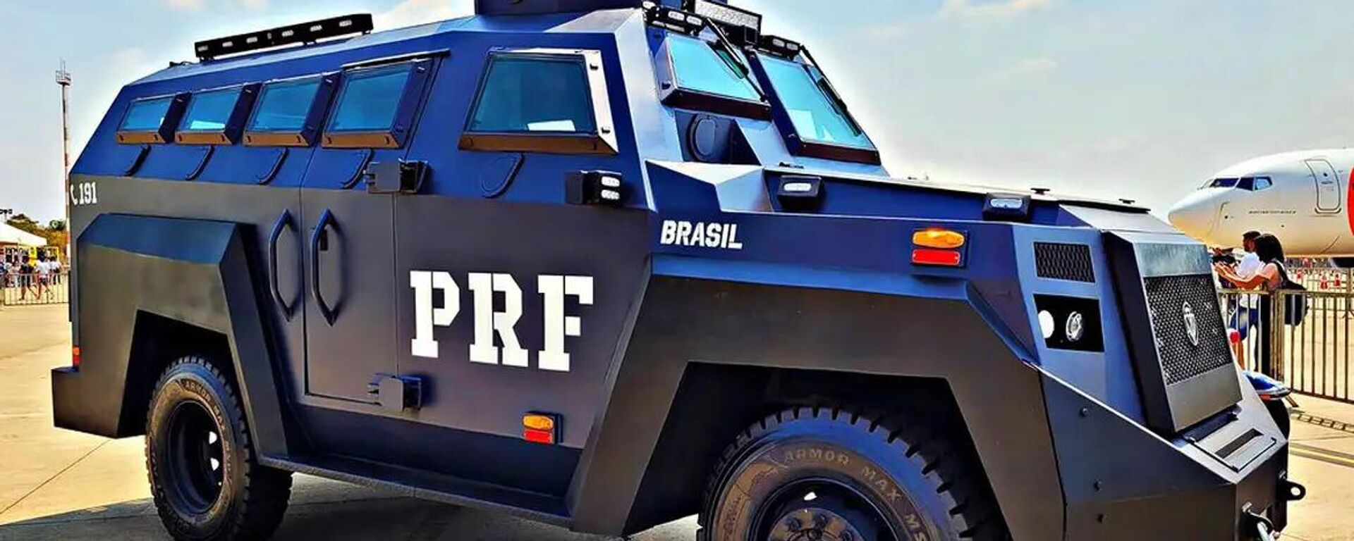 Caveirão adquirido pela Polícia Rodoviária Federal (PRF) - Sputnik Brasil, 1920, 28.03.2024