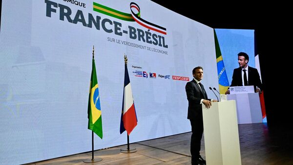 O presidente francês, Emmanuel Macron, durante participação no 8° Fórum Econômico Brasil-França, a Transição para Economia Verde, em São Paulo (SP), em 27 de março de 2024 - Sputnik Brasil