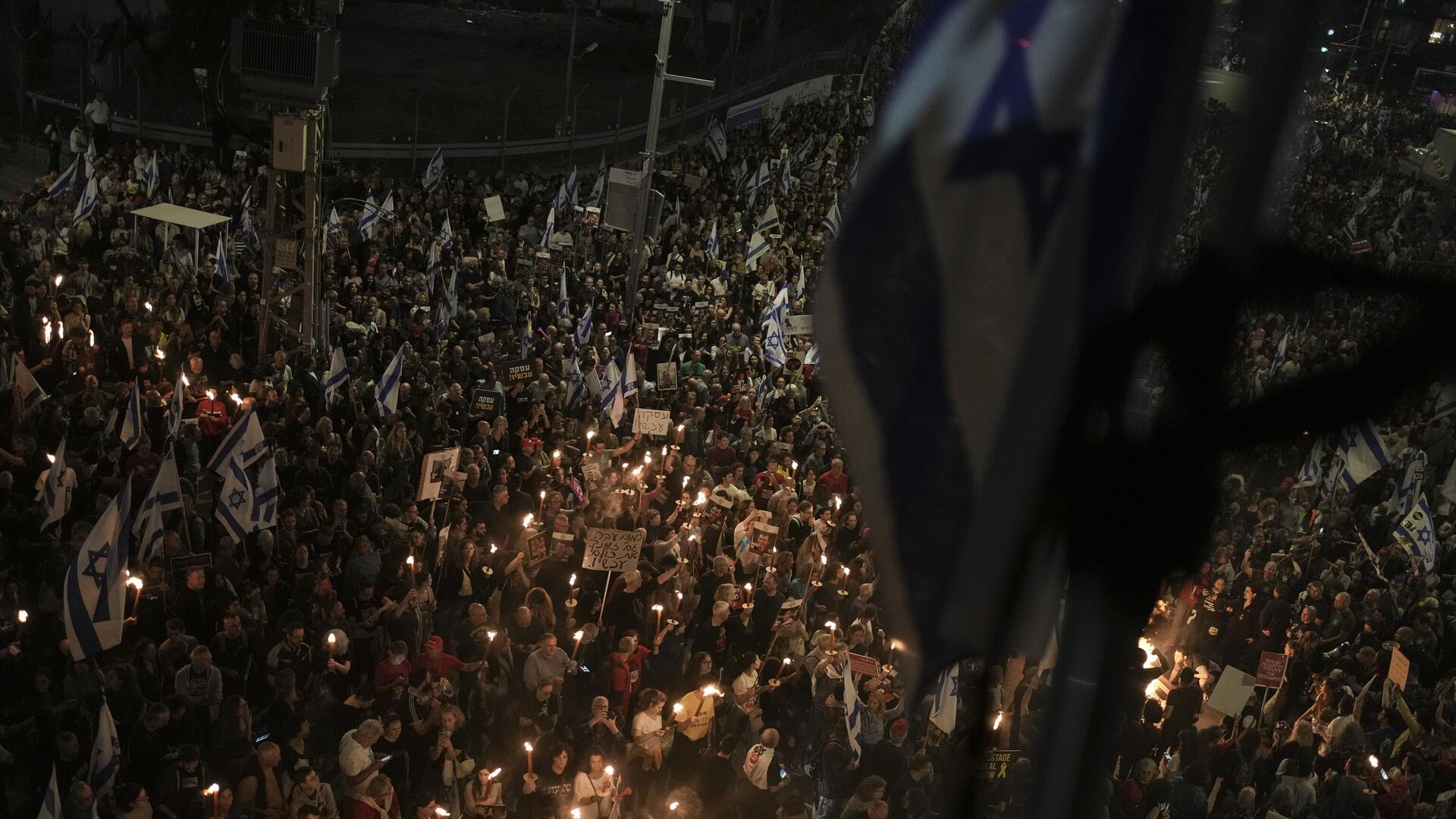 Israel: protesto reúne milhares nas proximidades da casa de Netanyahu  (VÍDEO) - 30.03.2024, Sputnik Brasil