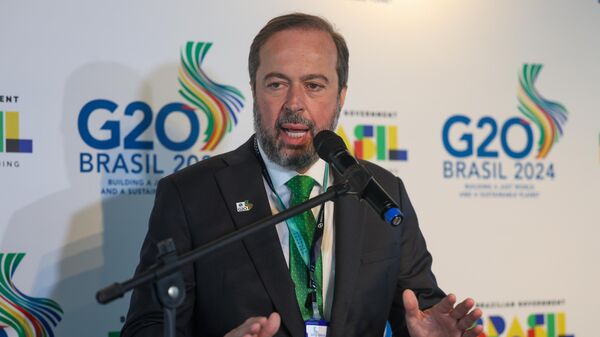 Ministro de Minas e Energia, Alexandre Silveira, durante a primeira reunião presencial do Grupo de Trabalho (GT) de Transições Energéticas do G20. Brasília (DF), 15 de abril de 2024 - Sputnik Brasil