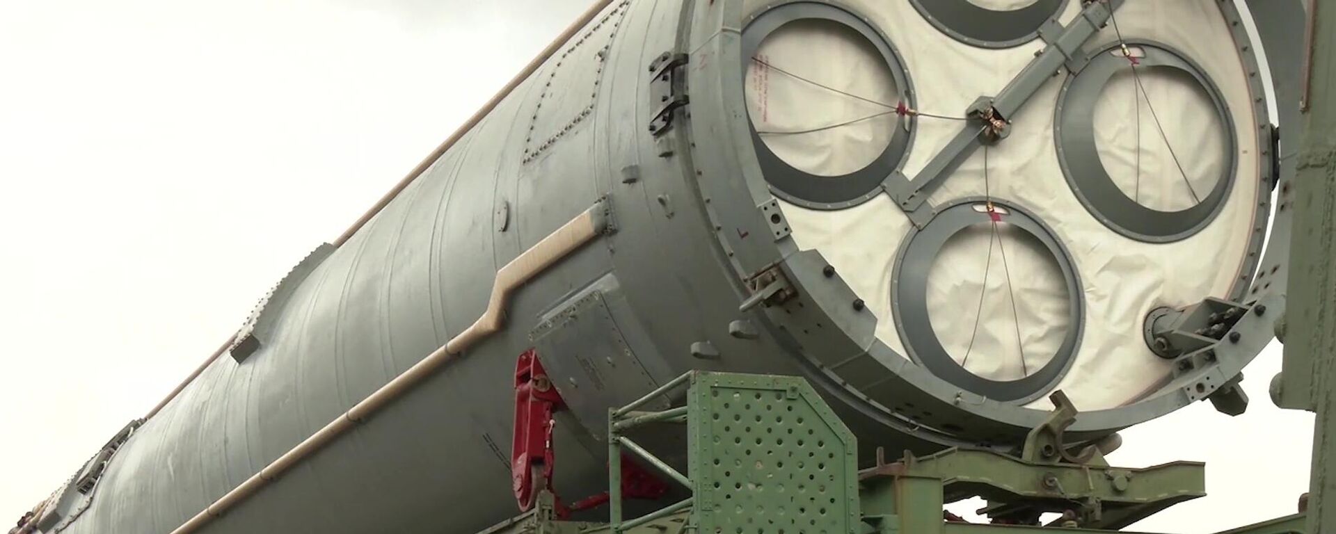 Sistema de mísseis hipersônicos Avangard em serviço ativo na região de Orenburgo, na Rússia - Sputnik Brasil, 1920, 18.04.2024