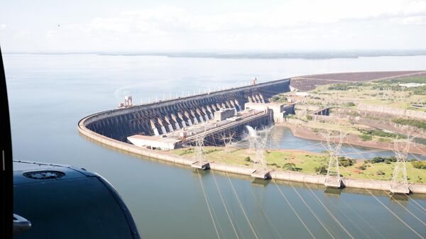 Usina Hidreletrica de Itaipu, as obras da Ponte da Integração Brasil-Paraguai e as Cataratas do Iguaçu - Sputnik Brasil