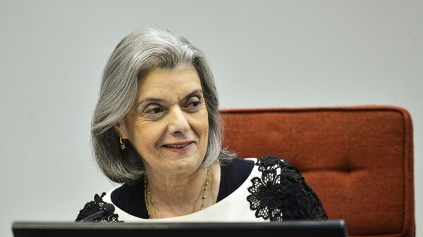 Ministra do STF, Cármen Lúcia, durante evento que discutiu como as decisões do STF ajudam a garantir os direitos das mulheres. Brasília, 8 de março de 2023 - Sputnik Brasil