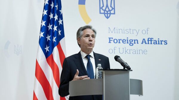 O secretário de Estado dos EUA, Antony Blinken, participa de uma conferência de imprensa conjunta com o seu homólogo ucraniano após as conversações em Kiev, em 15 de maio de 2024 - Sputnik Brasil