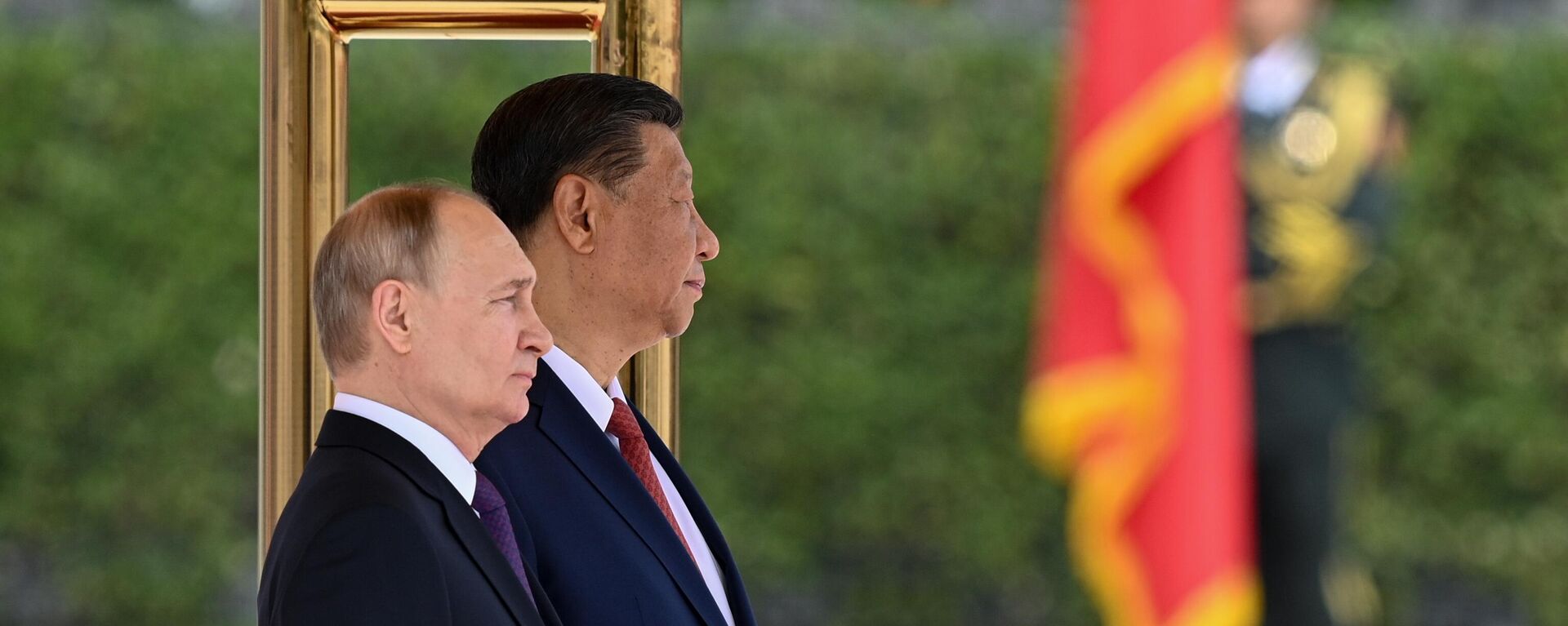 O presidente russo, Vladimir Putin, chegou à China em visita oficial - Sputnik Brasil, 1920, 16.05.2024