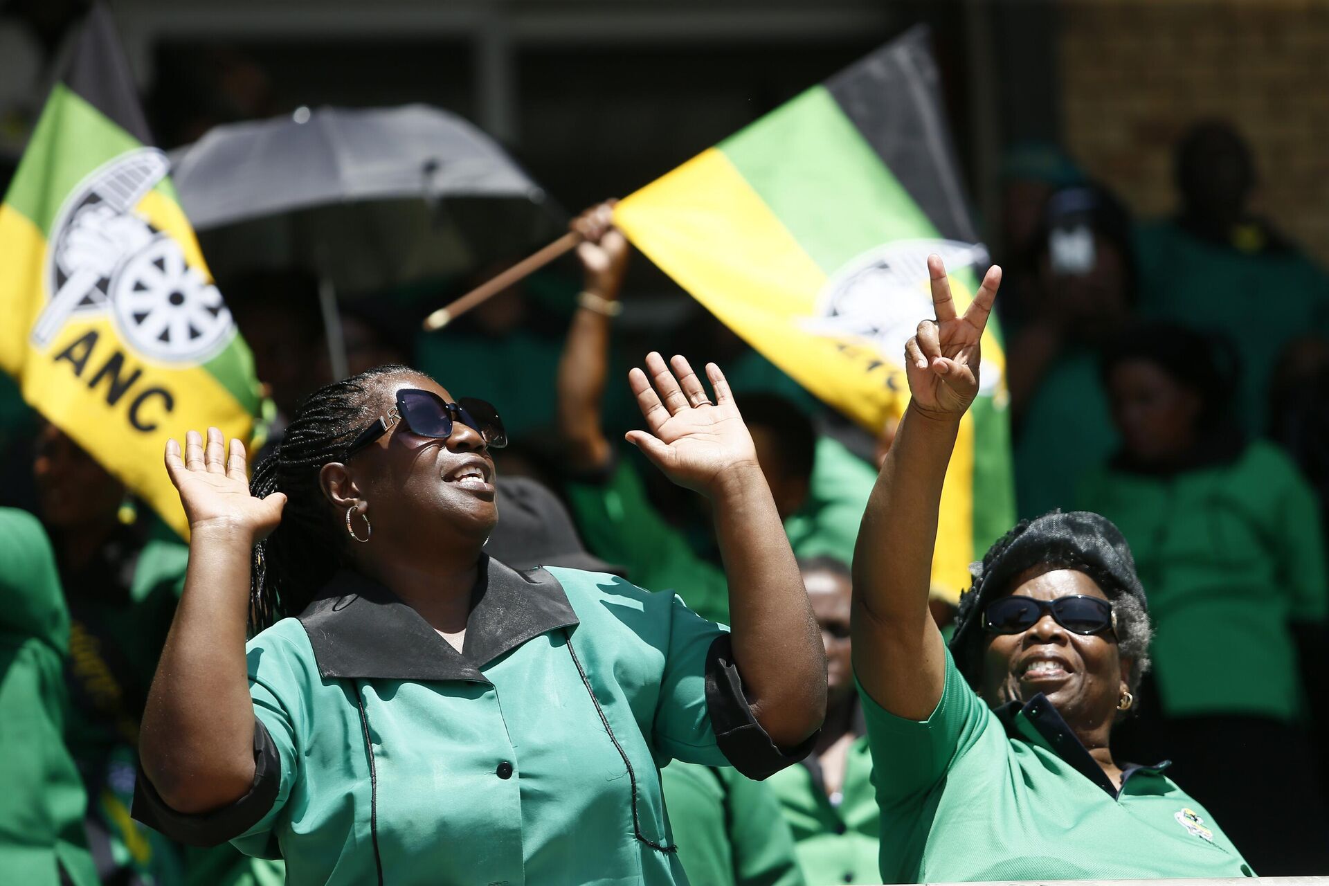 Apoiadores do Partido do Congresso Nacional Africano (ANC) reagem quando o partido do Congresso Nacional Africano celebra o seu 111º aniversário, 8 de janeiro de 2023 - Sputnik Brasil, 1920, 31.05.2024