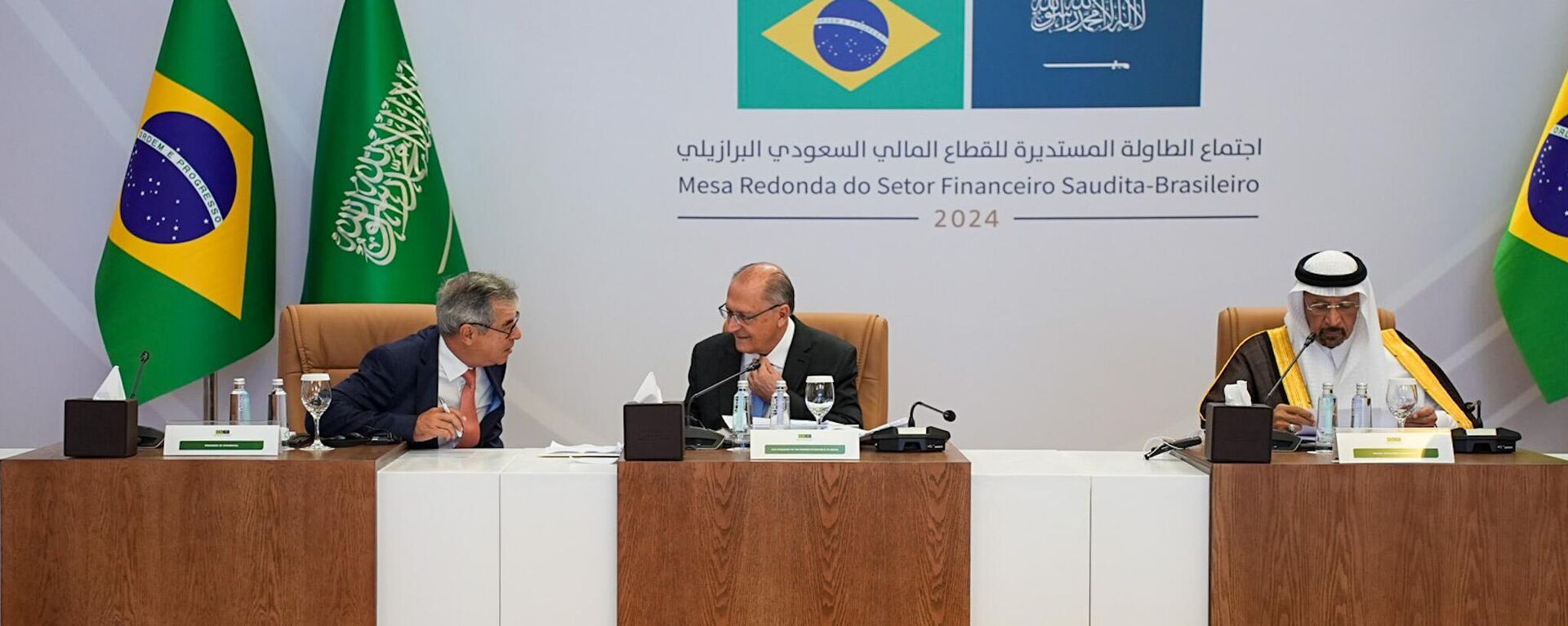 Vice-presidente, Geraldo Alckmin, participa de mesa-redonda durante visita à Arábia Saudita, em 3 de junho de 2024 - Sputnik Brasil, 1920, 01.08.2024