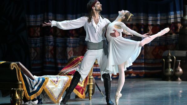 Evento de balé no Teatro de Ópera e Balé de Novosibirsk, em Novosibirsk, Rússia, foto publicada em 17 de abril de 2024 - Sputnik Brasil