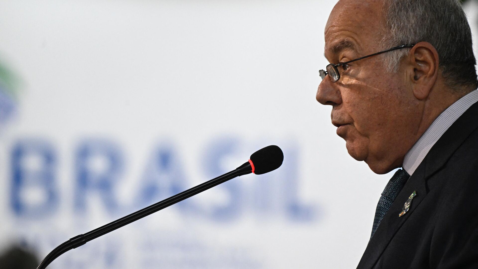 O ministro das Relações Exteriores do Brasil, Mauro Vieira, durante reunião no âmbito do G20, no Rio de Janeiro. Brasil, 22 de fevereiro de 2024 - Sputnik Brasil, 1920, 19.06.2024
