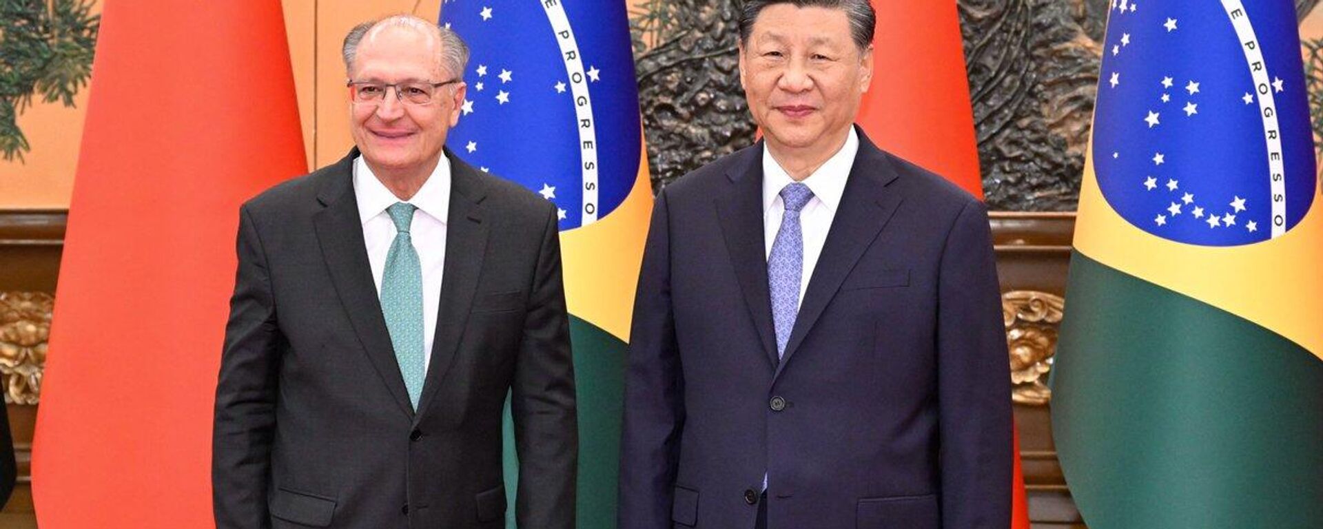 Xi Jinping, presidente da China, e Geraldo Alckmin, vice-presidente do Brasil. Pequim, 7 de junho de 2024 - Sputnik Brasil, 1920, 20.06.2024