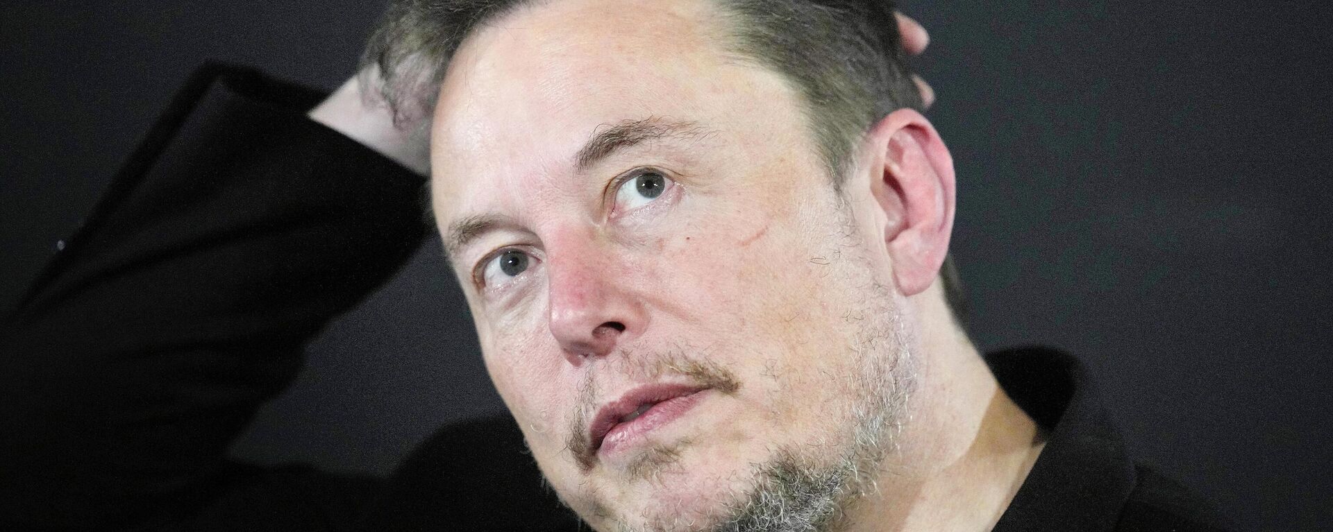 Elon Musk durante evento em Londres. Reino Unido, 2 de novembro de 2023 - Sputnik Brasil, 1920, 02.09.2024