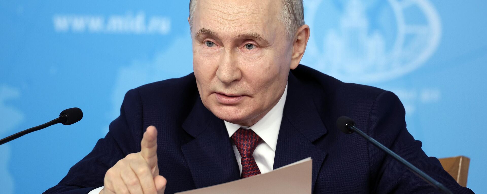 
Vladimir Putin discursa na reunião com a chefia do Ministério das Relações Exteriores da Rússia, Moscou, 14 de junho de 2024 - Sputnik Brasil, 1920, 14.06.2024