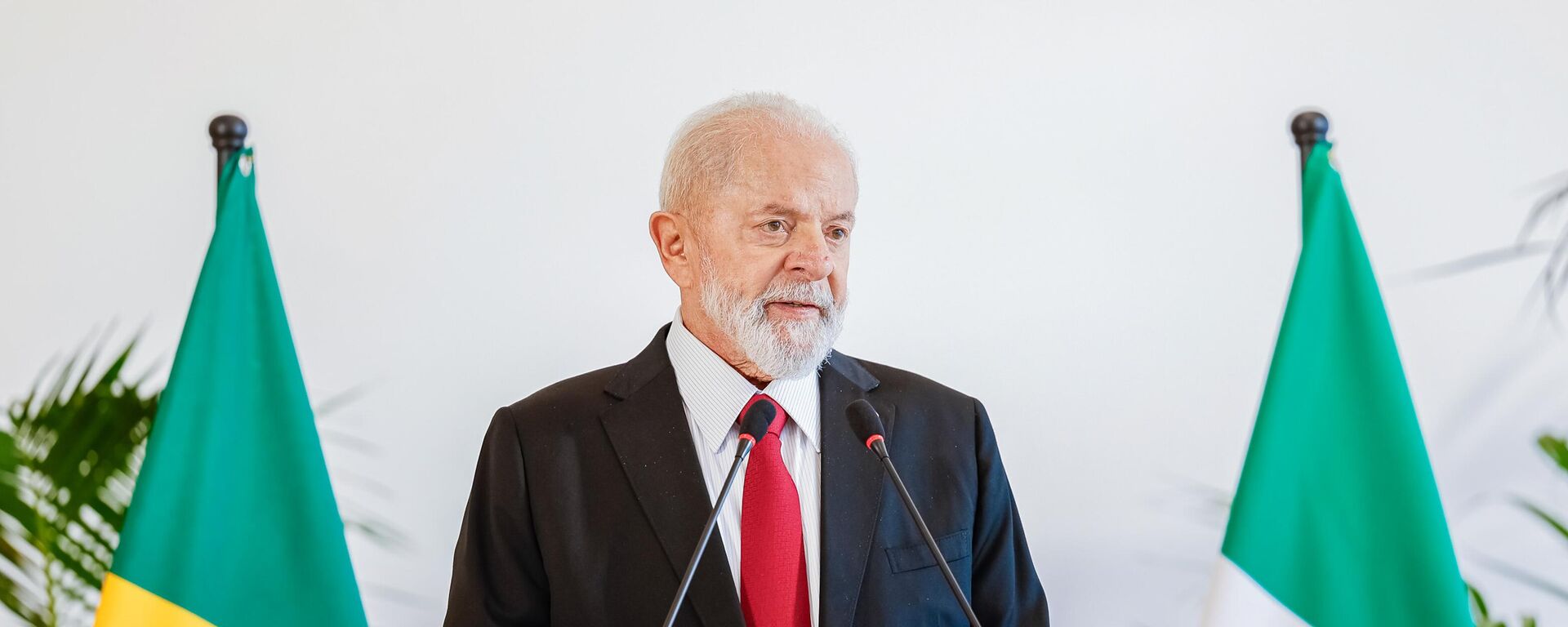 O presidente brasileiro, Luiz Inácio Lula da Silva durante coletiva à imprensa no hotel Scoglio degli Achei, em Puglia. Itália, 15 de junho de 2024 - Sputnik Brasil, 1920, 15.06.2024