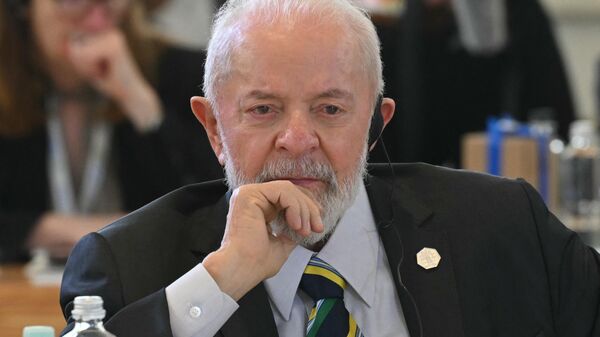 O presidente brasileiro Luiz Inácio Lula da Silva participa de uma sessão de trabalho sobre inteligência artificial, energia e África-Mediterrâneo no resort Borgo Egnazia durante a Cúpula do G7 em Savelletri, perto de Bari. Itália, 14 de junho de 2024 - Sputnik Brasil