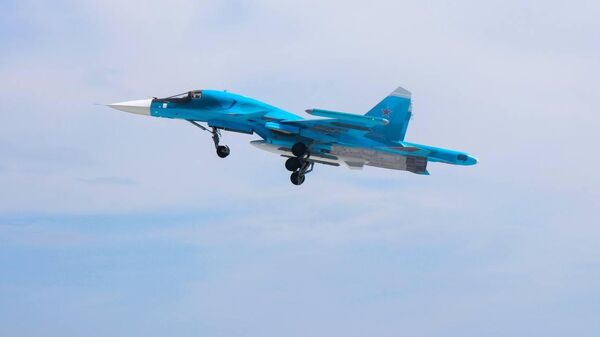 O caça-bombardeiro multifuncional Su-34 da Rússia foi projetado pelo Departamento de Design da Sukhoi - Sputnik Brasil