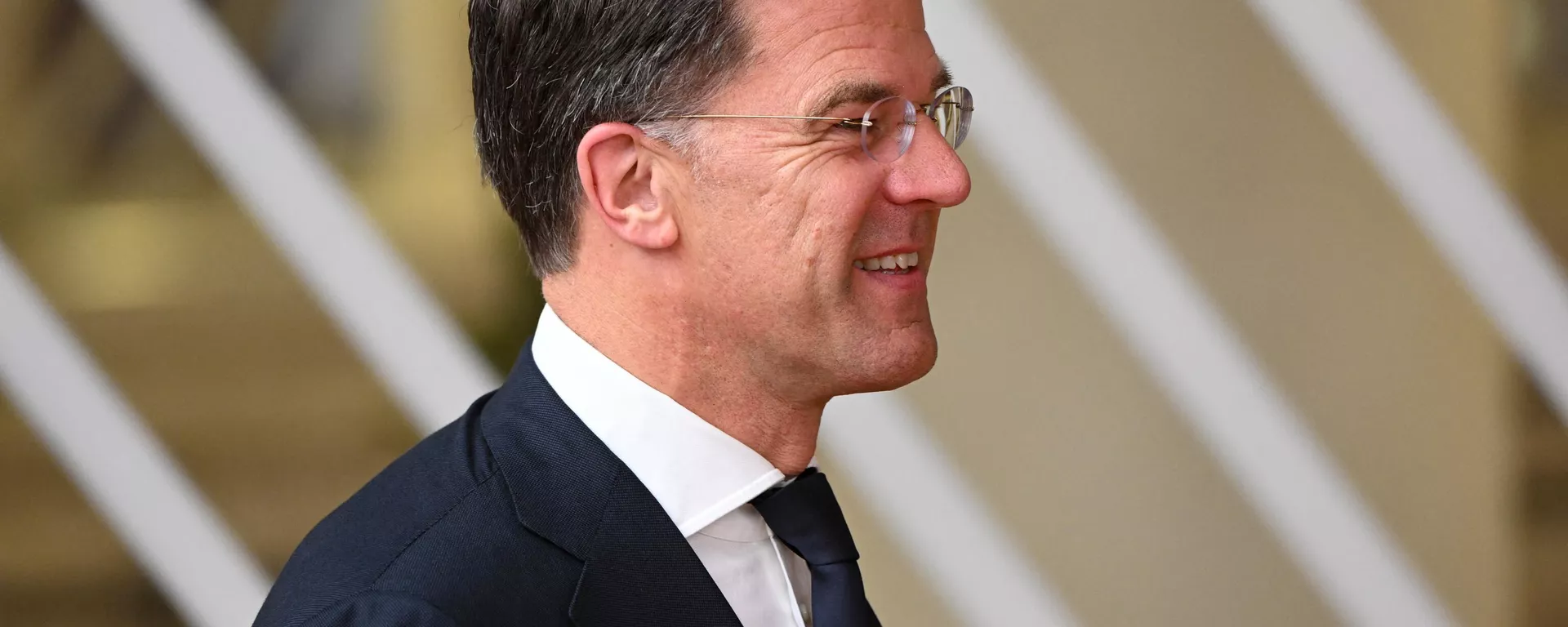 O primeiro-ministro holandês Mark Rutte chega para participar de uma cúpula informal de líderes da União Europeia (UE) em Bruxelas, 17 de junho de 2024 - Sputnik Brasil, 1920, 18.06.2024