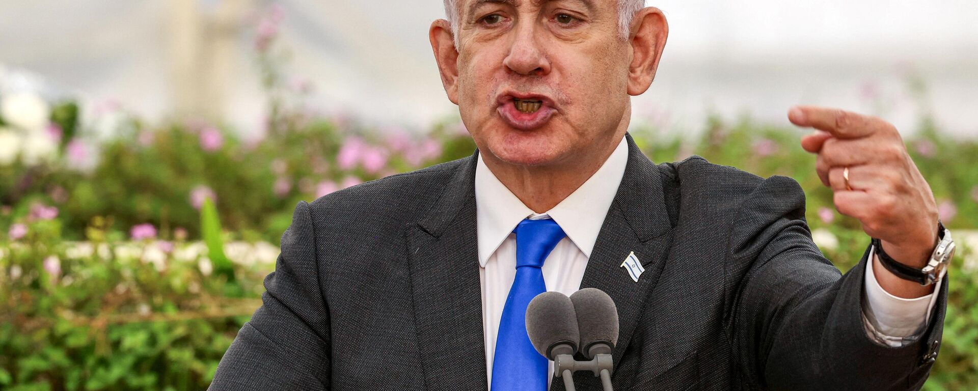 Benjamin Netanyahu discursa durante cerimônia em memória das vítimas do caso Altalena de 1948, no Cemitério Nahalat Yitzhak. Tel Aviv, 18 de junho de 2024 - Sputnik Brasil, 1920, 18.06.2024