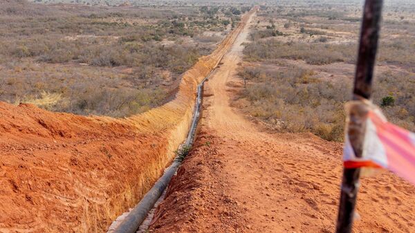 Uma seção do oleoduto de Exportação Níger-Benim - Sputnik Brasil