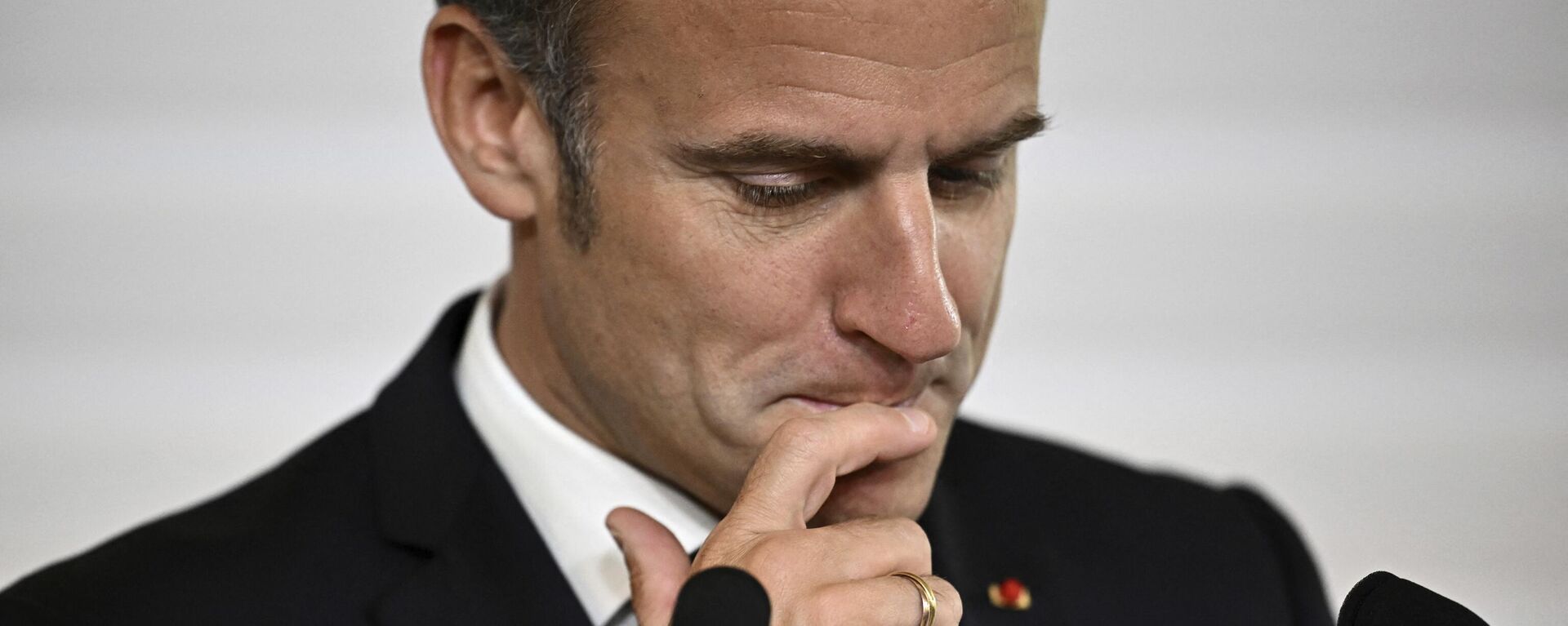 Emmanuel Macron, presidente francês, durante sessão de abertura da conferência Acelerador Africano de Fabricação de Vacinas, em Paris, França, 20 de junho de 2024 - Sputnik Brasil, 1920, 12.12.2024