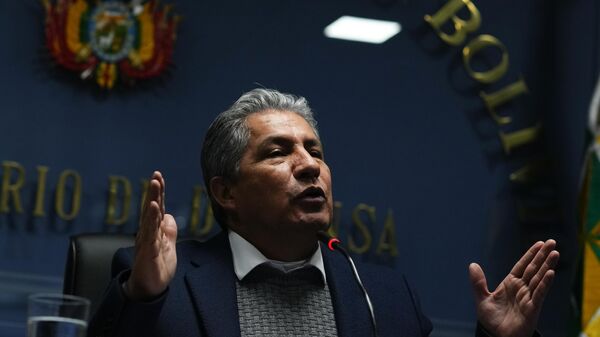 Ministro da Defesa da Bolívia, Edmundo Novillo, em uma conferência de imprensa em 25 de julho de 2023 - Sputnik Brasil