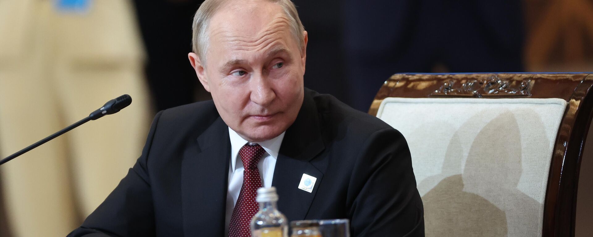 Vladimir Putin, presidente da Rússia, durante reunião do Conselho de Chefes de Estado da Organização para Cooperação de Xangai (OCX), em Astana, Cazaquistão, 4 de julho de 2024 - Sputnik Brasil, 1920, 04.07.2024